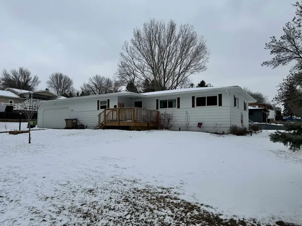 1100 23rd St NW, Minot, ND 58703