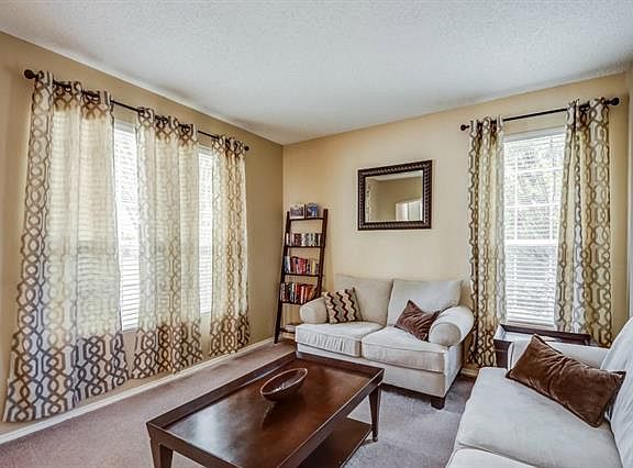 4th image of 1680 Yosemite Dr