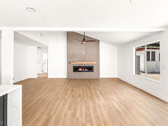 4th image of 2616 Yardley St