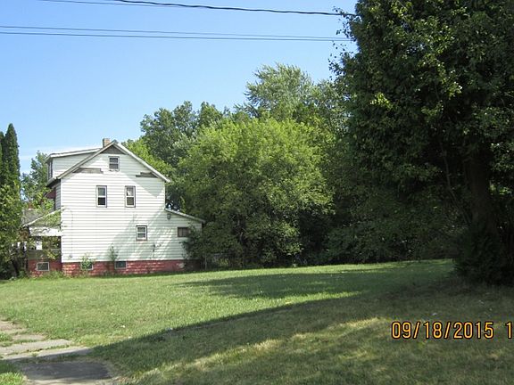 3rd image of 373 W Earle Ave