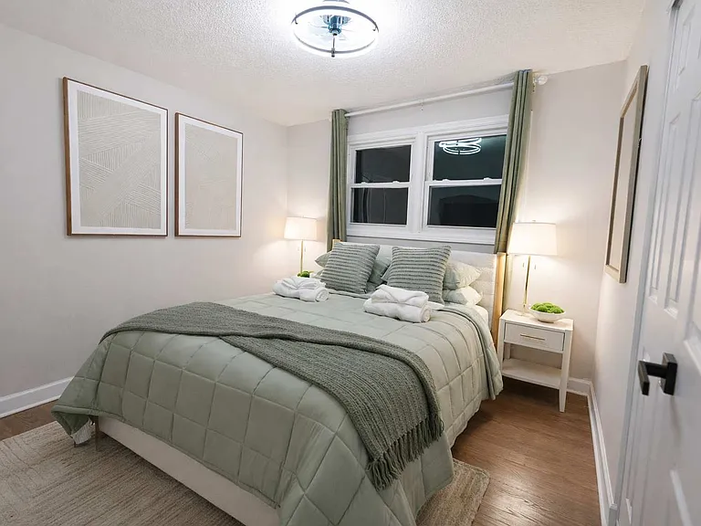 2207 Francine Ave — Photo 7