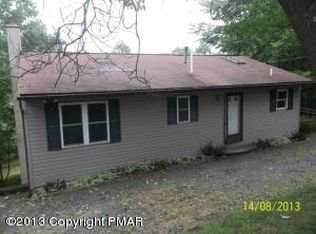 1171 Gap View Dr, Scotrun, PA 18355