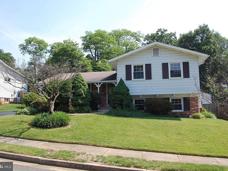 1st image of 3614 Heritage Ln #3614