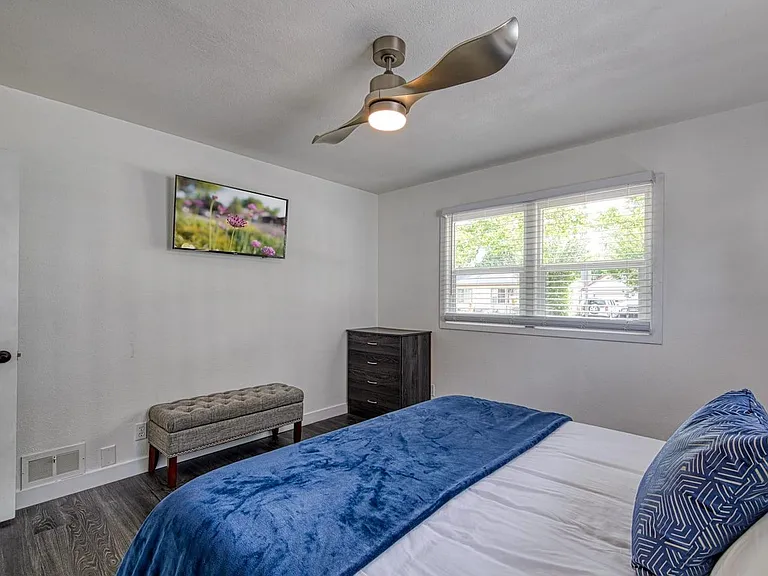 1612 W Boise Ave — Photo 5