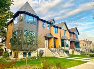 6318 Capulina Ave, Morton Grove, IL 60053