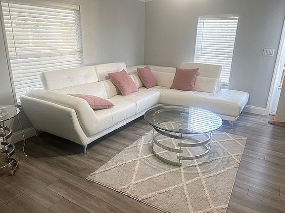 3rd image of 8716 Waterway Dr