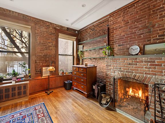 4th image of 453 W 56th St APT 2