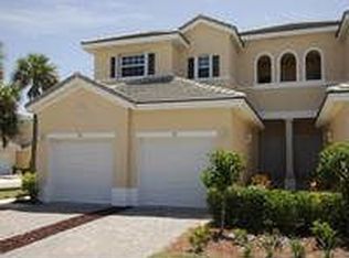 305 S Compass Dr, Fort Pierce, FL 34949
