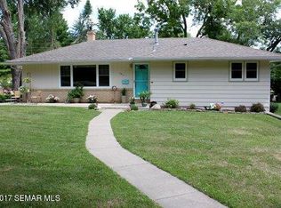 1911 Twin Bluff Rd, Red Wing, MN 55066