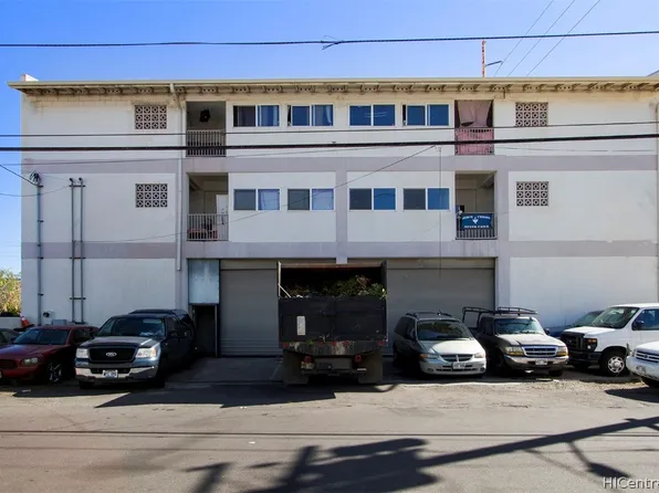 439 Mokauea St, Honolulu, HI 96819