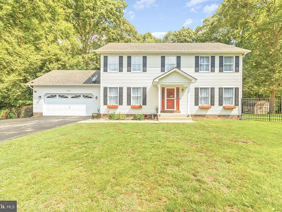 1st image of 38176 Etna Ct