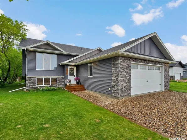 216 Willow CRESCENT, Waldheim, SK S0K 4R0