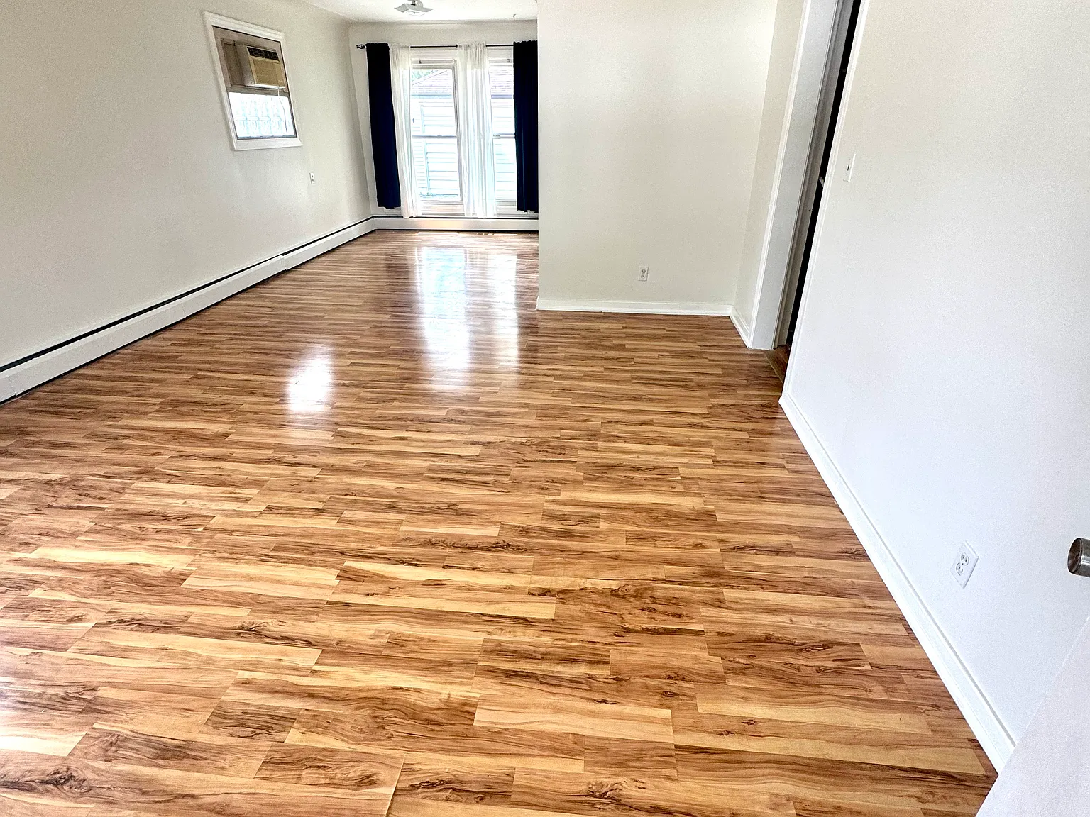 3340 Morrissey Ave — Photo 2