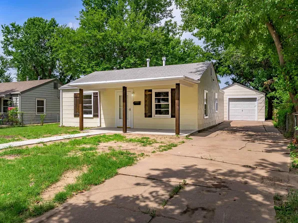 2101 S Madison Ave, Wichita, KS 67211