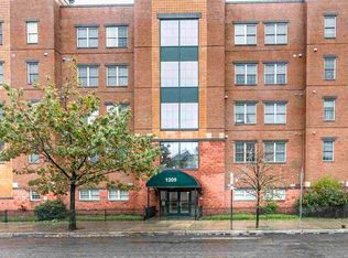 1201 Summit Ave APT 404, Jersey City, NJ 07307