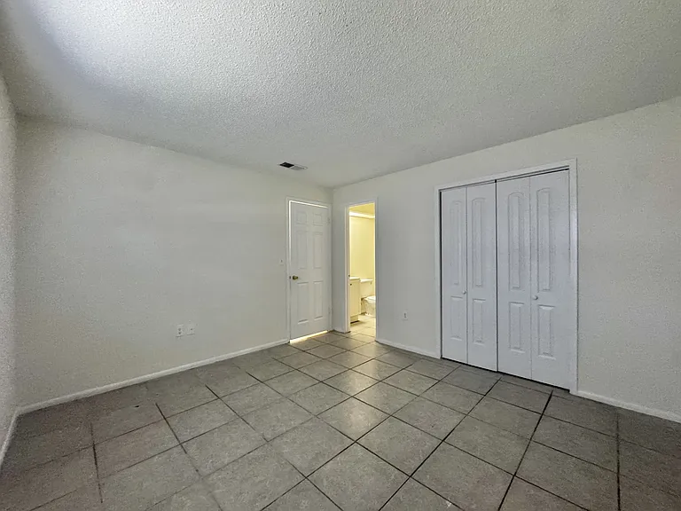 4175 Corsair Ave — Photo 2