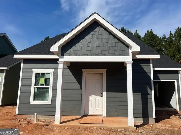 103 Lenox Cir, Lagrange, GA 30241