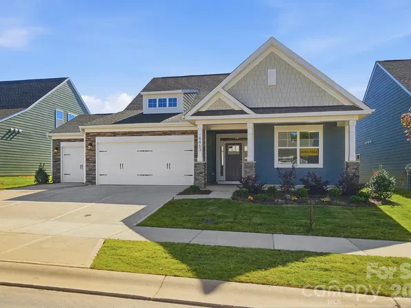 4463 Blue Mound Ct, Stanley, NC 28164