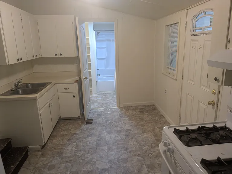422 Gamble Rd — Photo 9