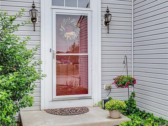 5th image of 2738 Candlestick Dr