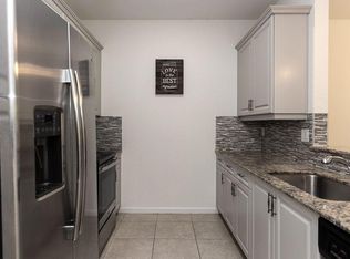 5755 Monterra Club Dr, Lake Worth, FL 33463