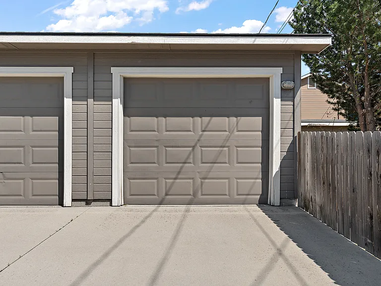 1701 S Robert St — Photo 29