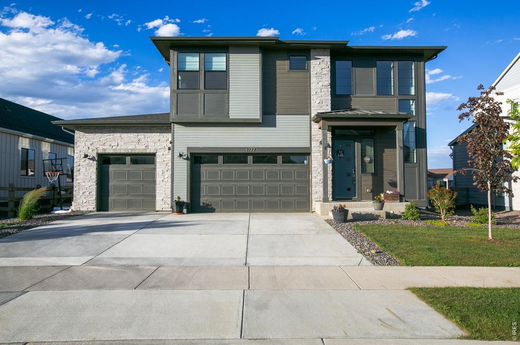 1322 Alyssa Dr