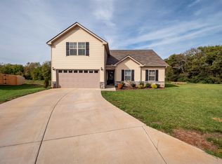 1512 Halverson Dr, Murfreesboro, TN 37128