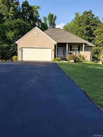 1st image of 968 Lake Heritage Dr