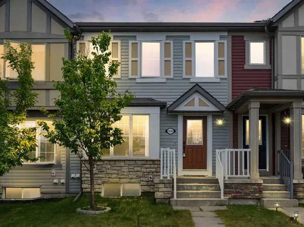 1333 N Windstone Rd SW, Airdrie, AB T4B 0N7