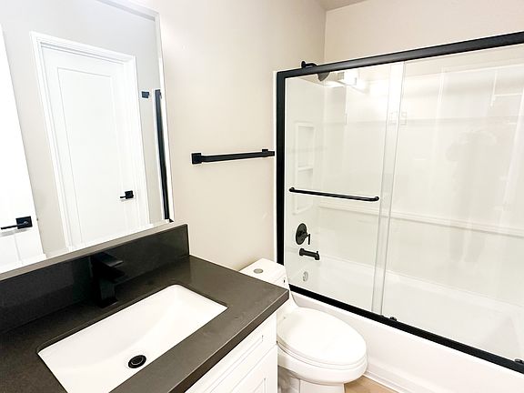 5th image of 5435 Heidi St #7b84063c9