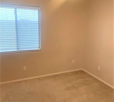 3rd image of 43867 W Elizabeth Ave