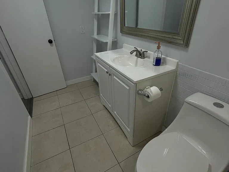 1350 E Sample Rd #110 — Photo 7