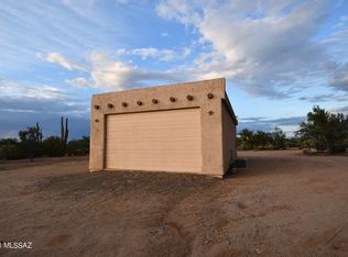 5110 N Old West Rd, Tucson, AZ 85743