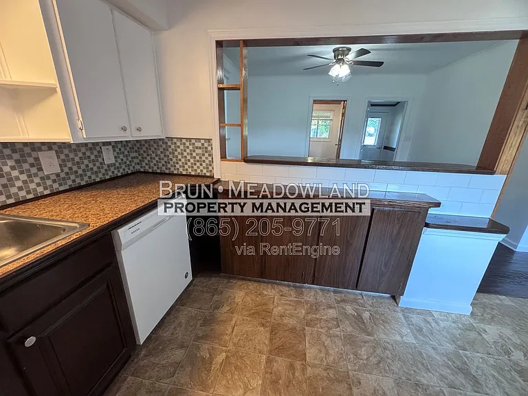 132 Henry Ave — Photo 9