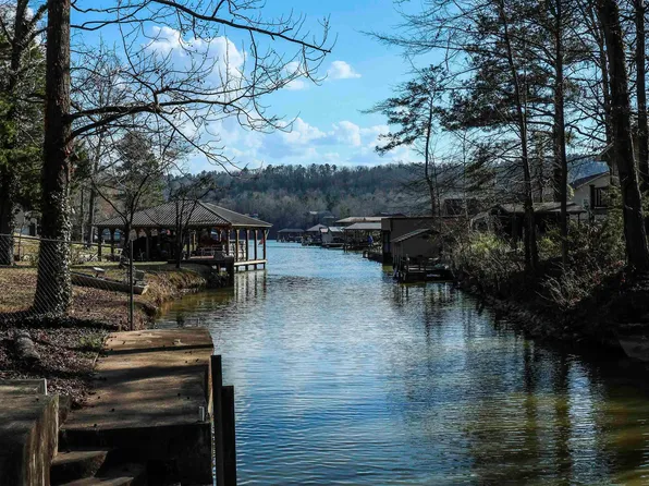 106 Harper Dr, Ohatchee, AL 36271