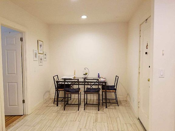 3rd image of 2541 21st St #3F