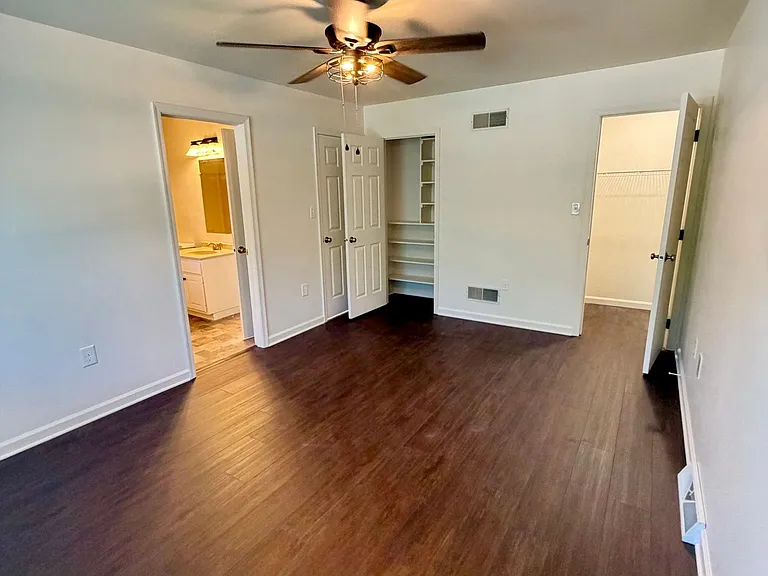 33 Park View Dr — Photo 26