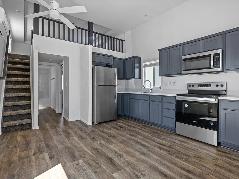 971 W Main St #20 — Photo 3