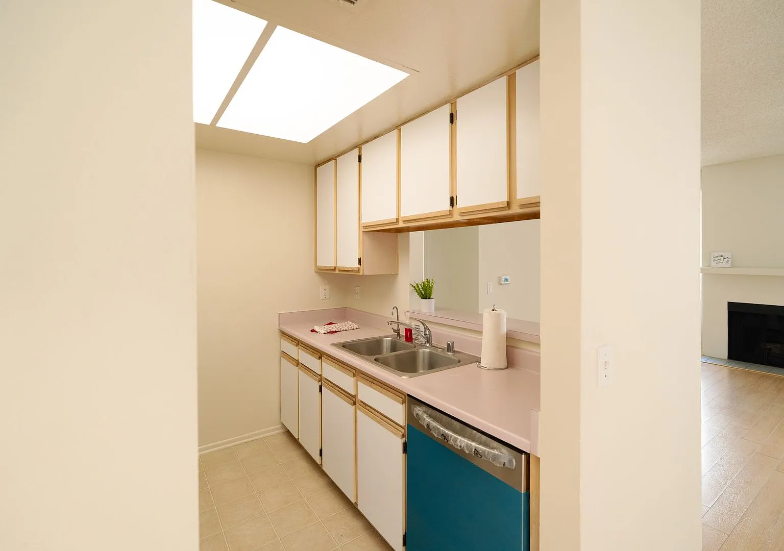 553StAn — Photo 4
