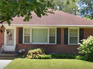 5619 Gladstone St, Lincoln, NE 68507