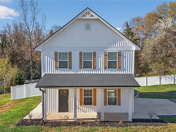 5th image of 4434 Gracemont Dr