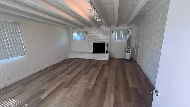 3 bed, 1482 sqft, $4,900 — Photo 3