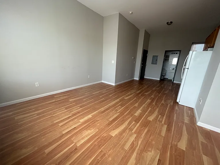 7331 W Chester Pike #2C — Photo 4