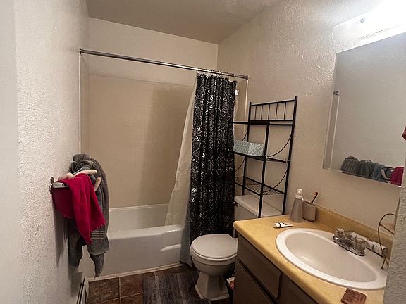 5th image of 2505 Spruce St #51