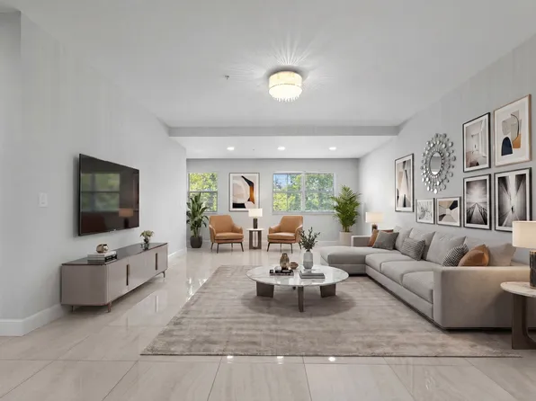 621 NE 8th Ave, Fort Lauderdale, FL 33304