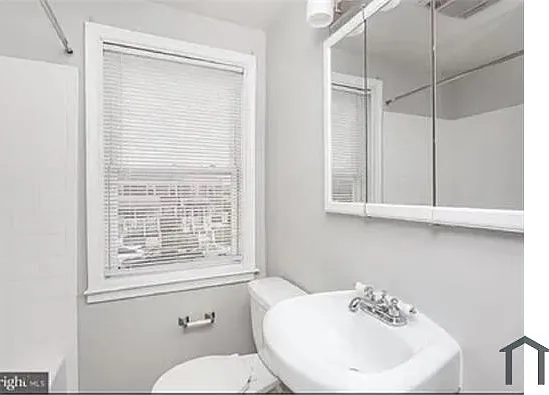 7457 Lawrence Rd — Photo 11