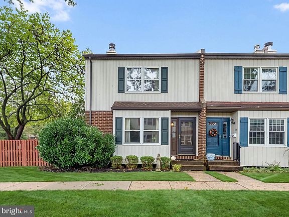 3rd image of 1 Shirley Ln