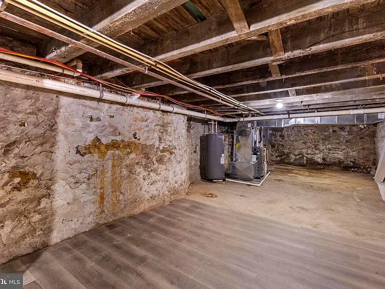 3324 Edmondson Ave — Photo 29