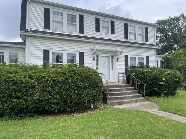 210 S Grace St, Lombard, IL 60148